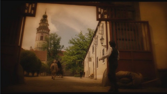 Кадр из фильма Иллюзионист в Чешском Крумлове.
