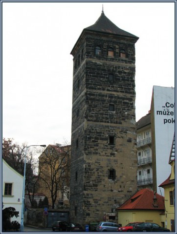Новомлынская водонапорная башня
