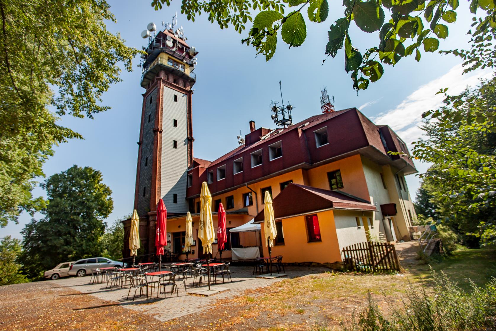 Обзорная башня на горе Табор в Чехии